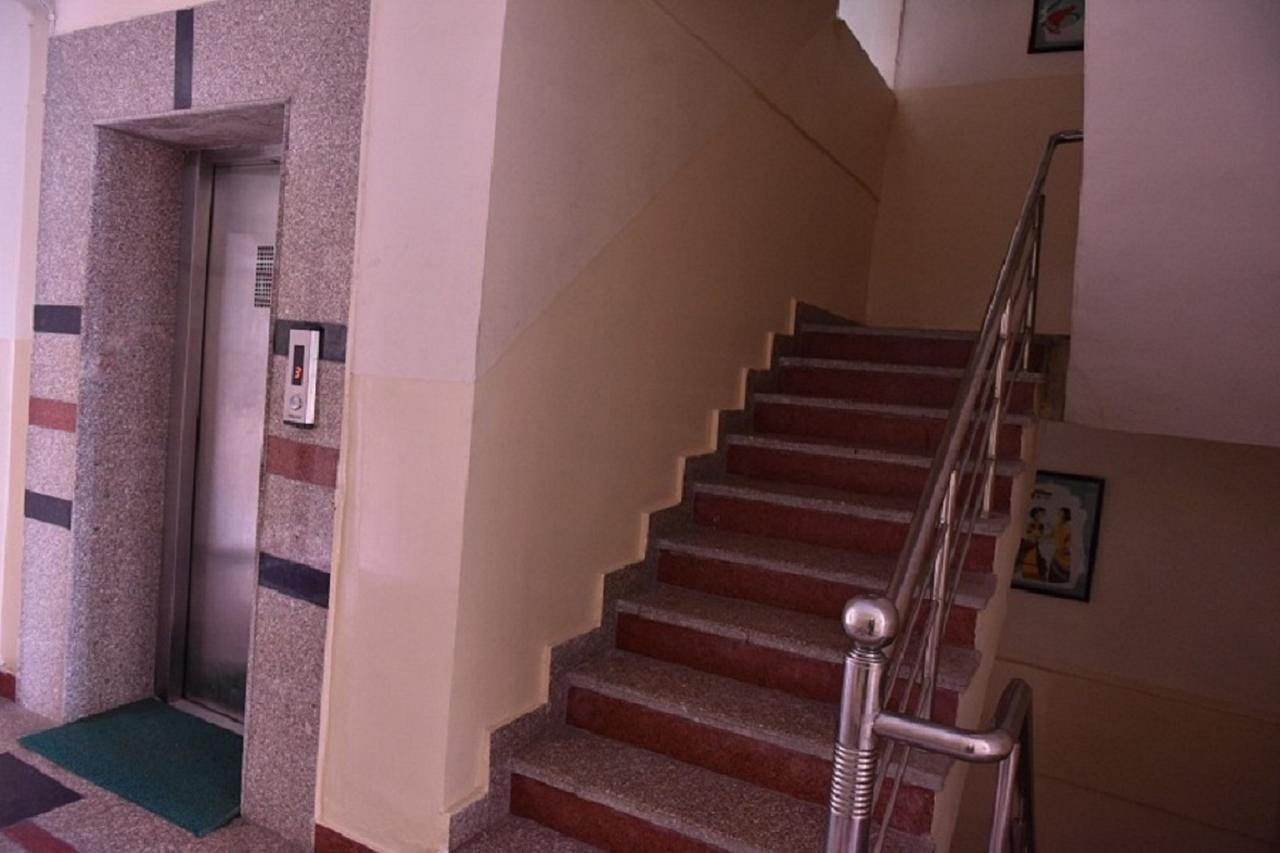 Hotel Sky Heights Dźajpur Zewnętrze zdjęcie