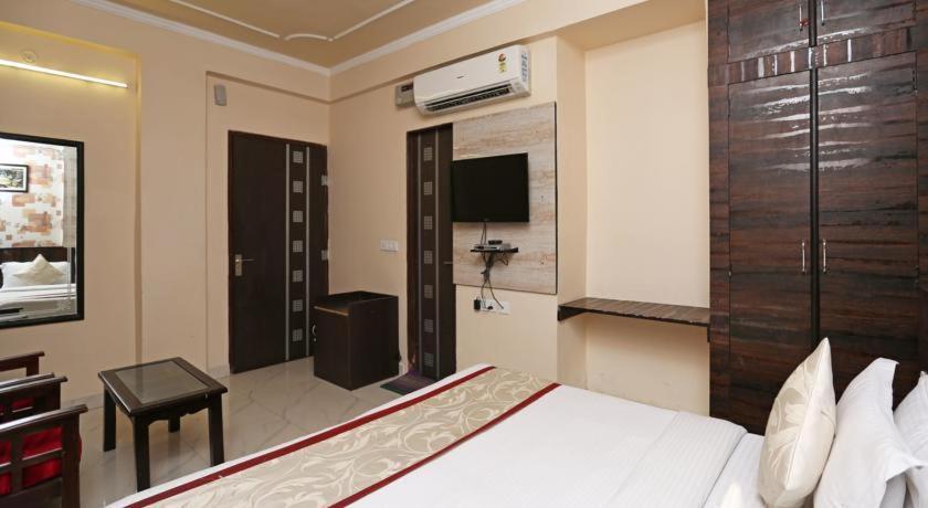 Hotel Sky Heights Dźajpur Zewnętrze zdjęcie